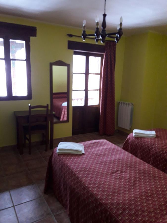 La Casa Vieja En Valdeon Hotel Soto De Valdeon ภายนอก รูปภาพ